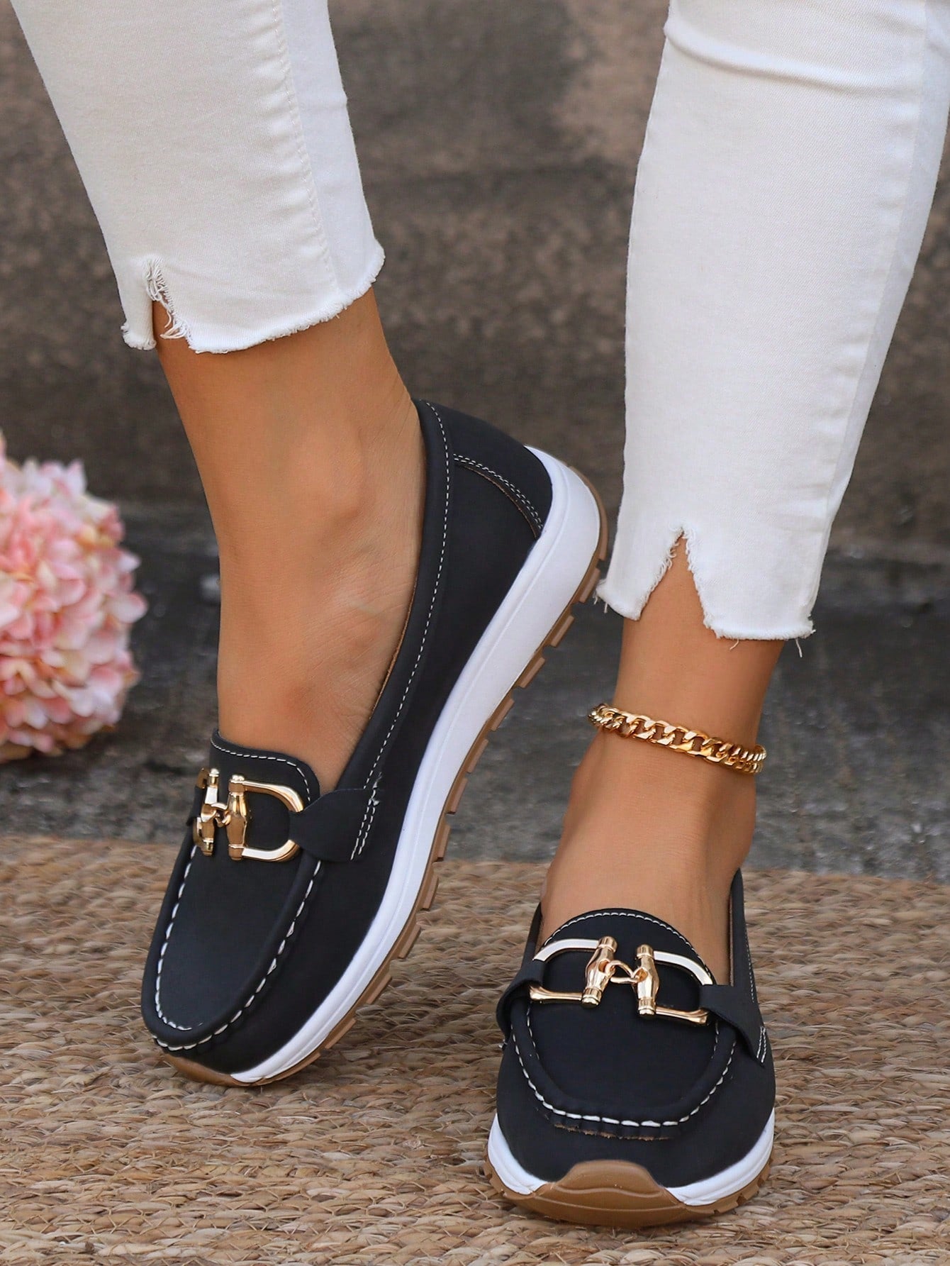 ELLIE | Mocasines con hebilla plana