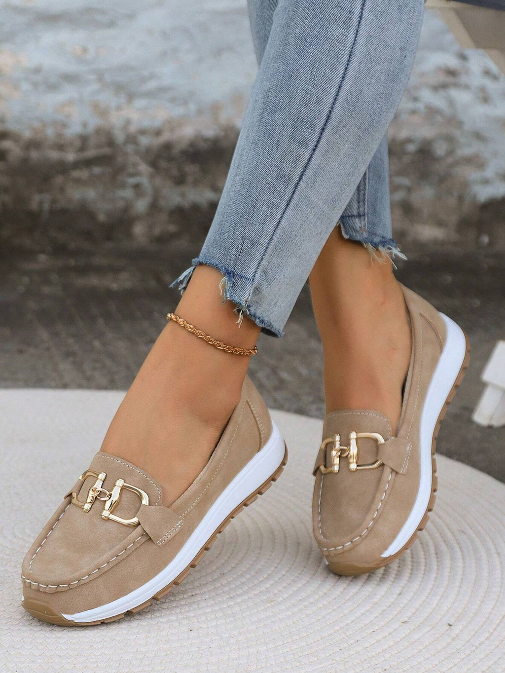 ELLIE | Mocasines con hebilla plana