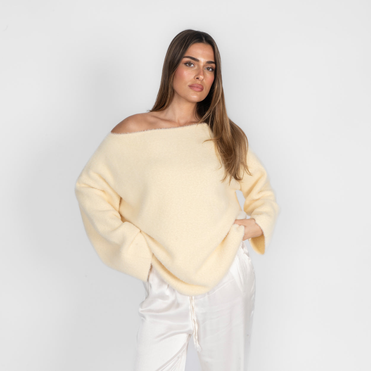 ESSY | Jersey hombro descubierto