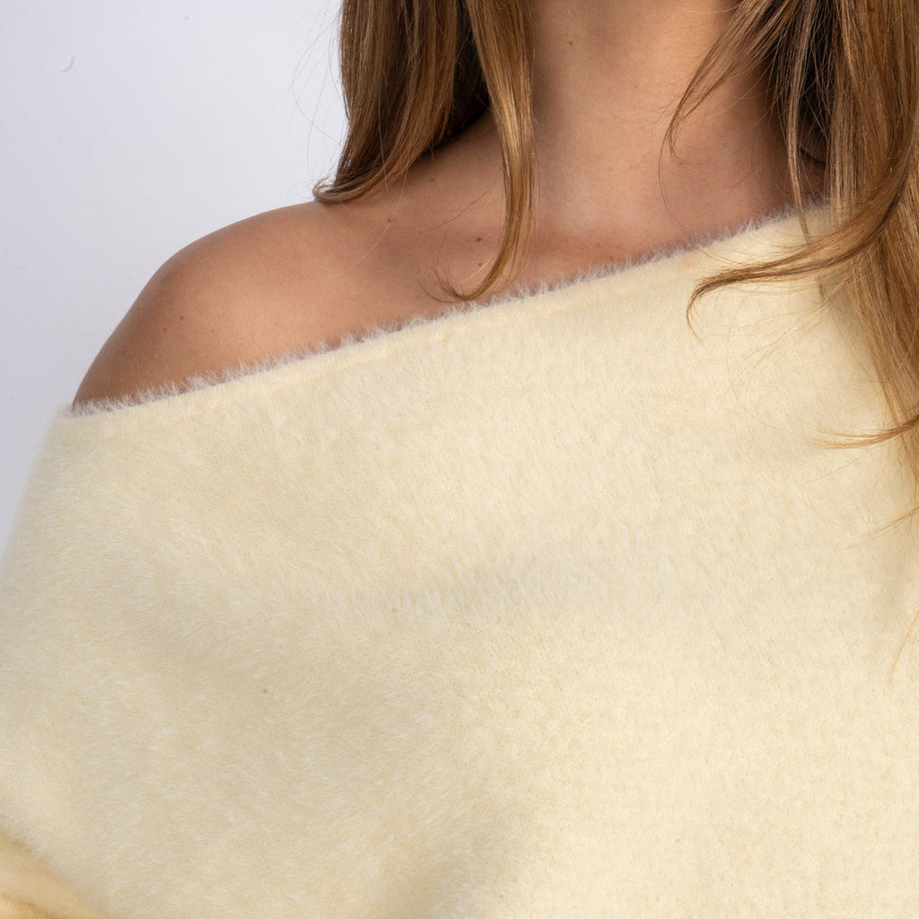 ESSY | Jersey hombro descubierto