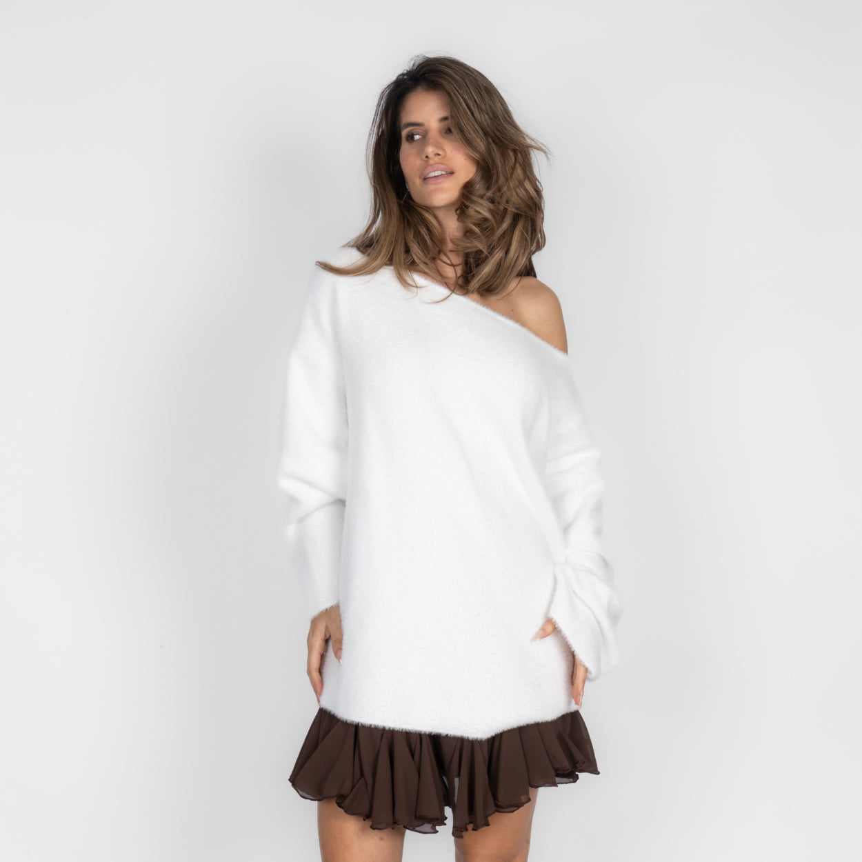 ESSY | Jersey hombro descubierto