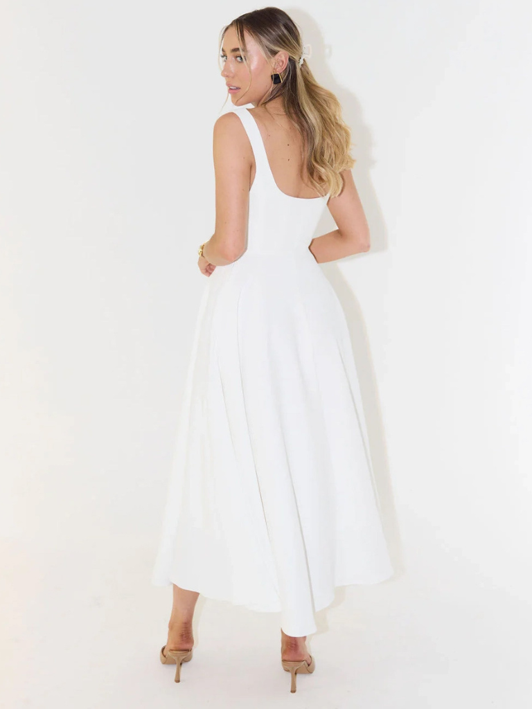 NEREA|  Vestido Midi Escote Cuadrado