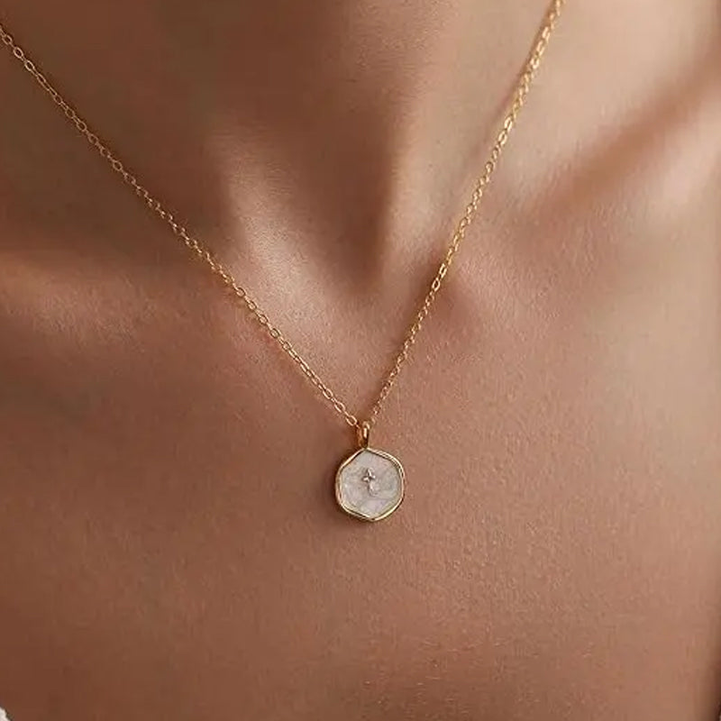 Collar minimalista de fe para mujer